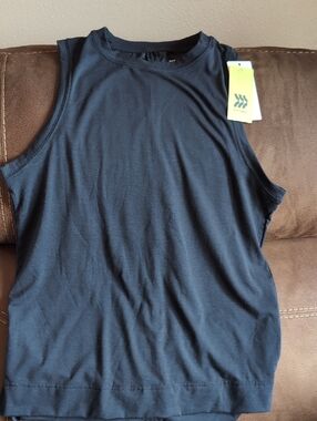 All In Motion Black Sleeveless Muscle Tank Top